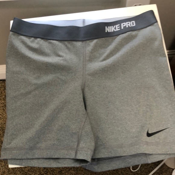 Nike Pants - Nike Dry Fit Woman’s shorts
